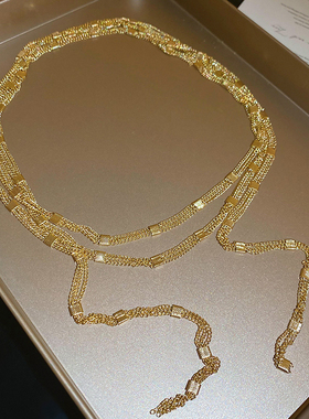 多层叠戴设计感项链轻奢高级感