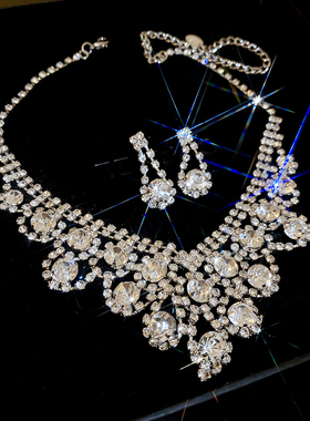 精致闪钻银色项链轻奢小众高级感