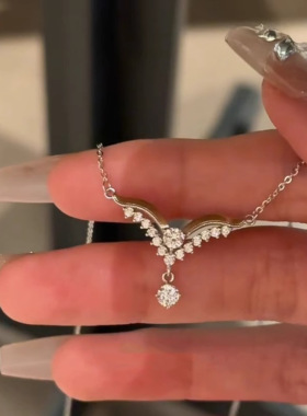 精致高级感翅膀项链饰品女轻奢小众韩版爆闪锆石流苏吊坠锁骨链