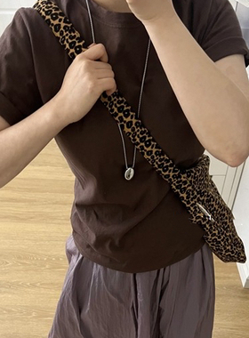 推荐人手一个的小银蛋项链休闲极简百搭长款毛衣链