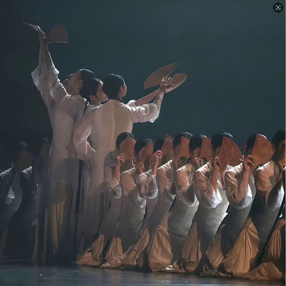 剧目成人女一扇百年古典舞香扇叠春演出服艺考飘逸大裙摆舞蹈服,淘宝优惠券,粉丝福利购,淘宝优惠卷