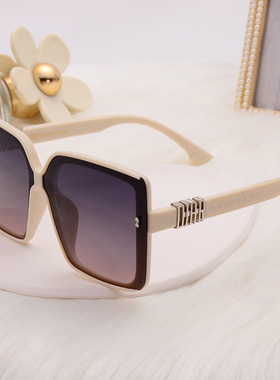 防紫外线方形韩版女太阳镜