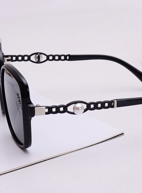 复古红色珍珠偏光太阳镜