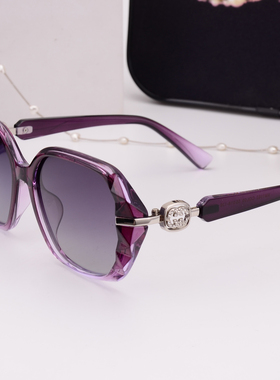 红色不规则小脸偏光太阳眼镜