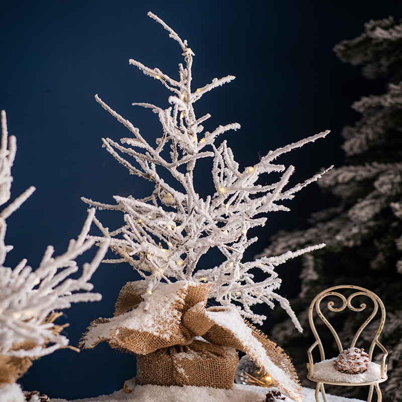 室内白色积雪枯枝圣诞树带灯发光桌面摆件圣诞节装饰品雪树 - 图0