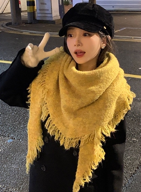 黄色长须针织三角巾羊绒披肩
