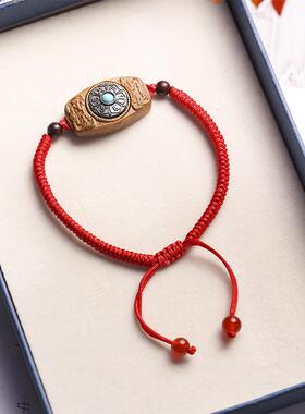 鸿运当头 本命年金刚结编织红绳可调节大小檀木六字真言转运手链