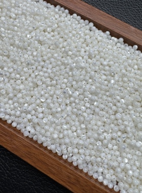天然3mm白蝶贝圆珠珍珠贝散珠白色珍珠贝散珠diy饰品汉服配件项链