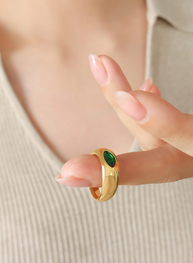 新款港式新中式风复古个性不掉色镶嵌祖母绿锆石戒指厂家一件