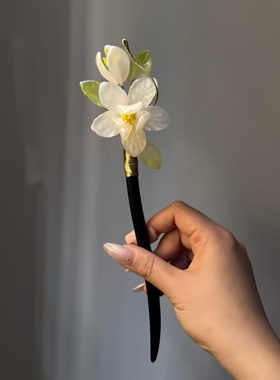 新中式栀子花发簪国风花朵日常古风旗袍盘发发饰簪花木制簪簪子