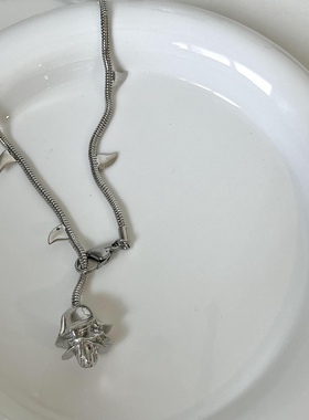 Willa｜银色金属荆棘玫瑰花吊坠项链Y2K个性甜酷辣妹嘻哈锁骨链女