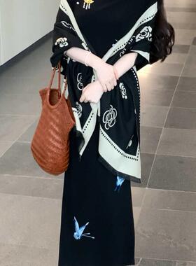 秋冬山茶花淑女温柔女百搭披肩