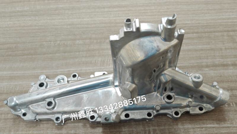 适用海拉克斯HILUX VIGO 2005-2015 1KD2KD机油滤芯底座散热器盖 - 图0