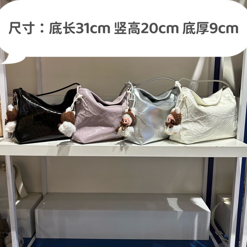小叁七新款时尚手抓纹手提单肩腋下慵懒轻便大容量包包斜挎包时髦 - 图3
