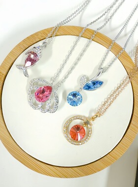 夏季新款高级多元素简约几何形彩色水晶镶钻项链轻奢气质锁骨链