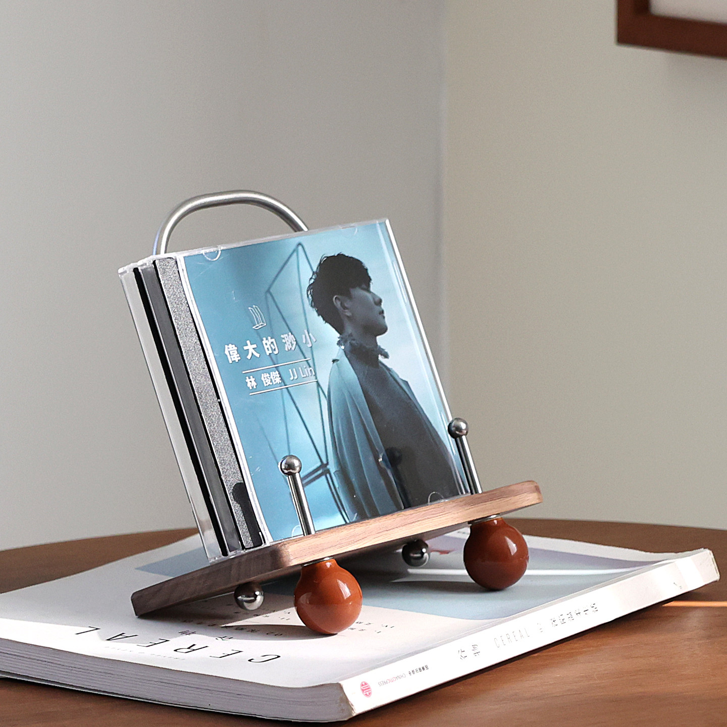 故宫敦煌日历支架创意胡桃木阅读书架CD收纳架木质铁艺书籍展示架,淘宝优惠券,粉丝福利购,淘宝优惠卷