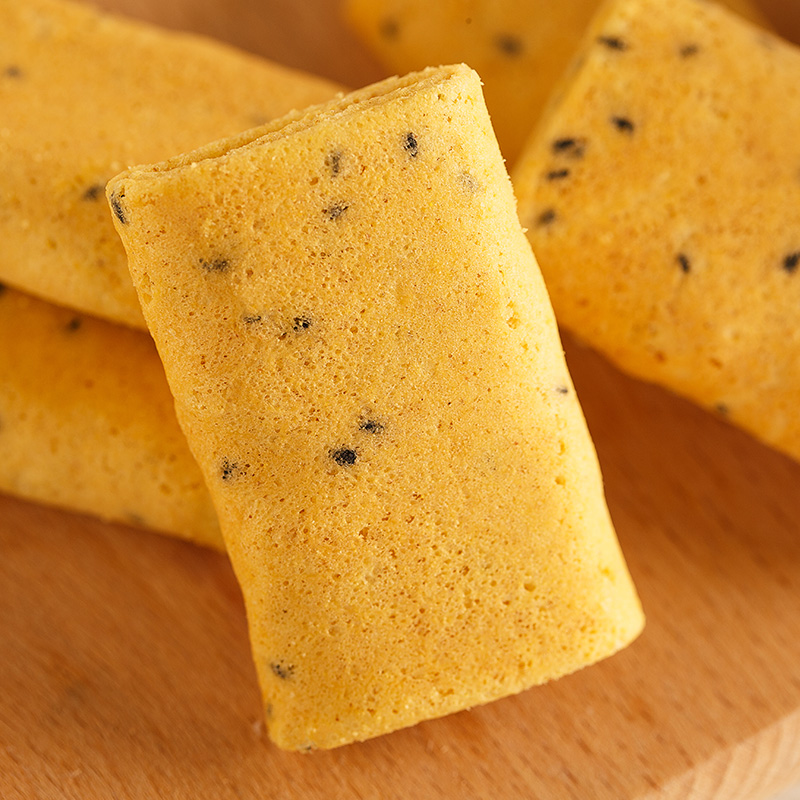 笨笨狗旗舰店笨笨狗食品凤凰卷零食大礼包 香酥可口蛋卷饼干早餐糕点42小包0