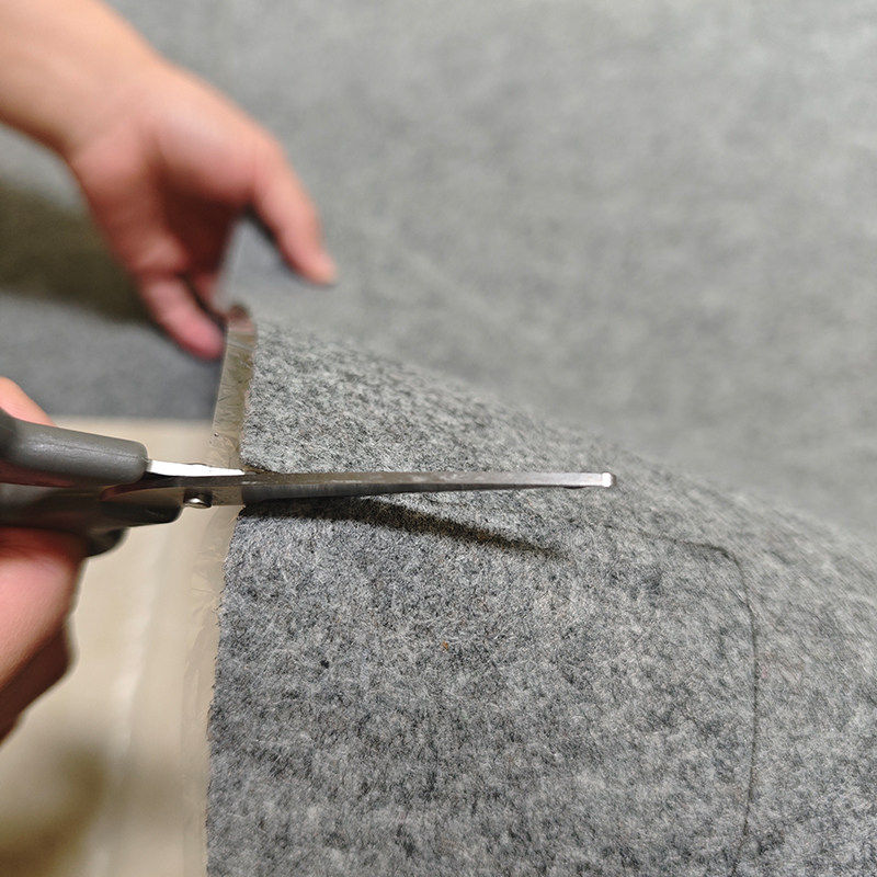 Disposable floor mat for kitchen, oil-proof, waterproof, anti-slip, bathroom, self-adhesive, residue-free felt carpet
