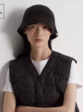 Marc O'Polo/MOP 冬季新款简约高级日系盐系羊仔毛花盆毛织帽女装