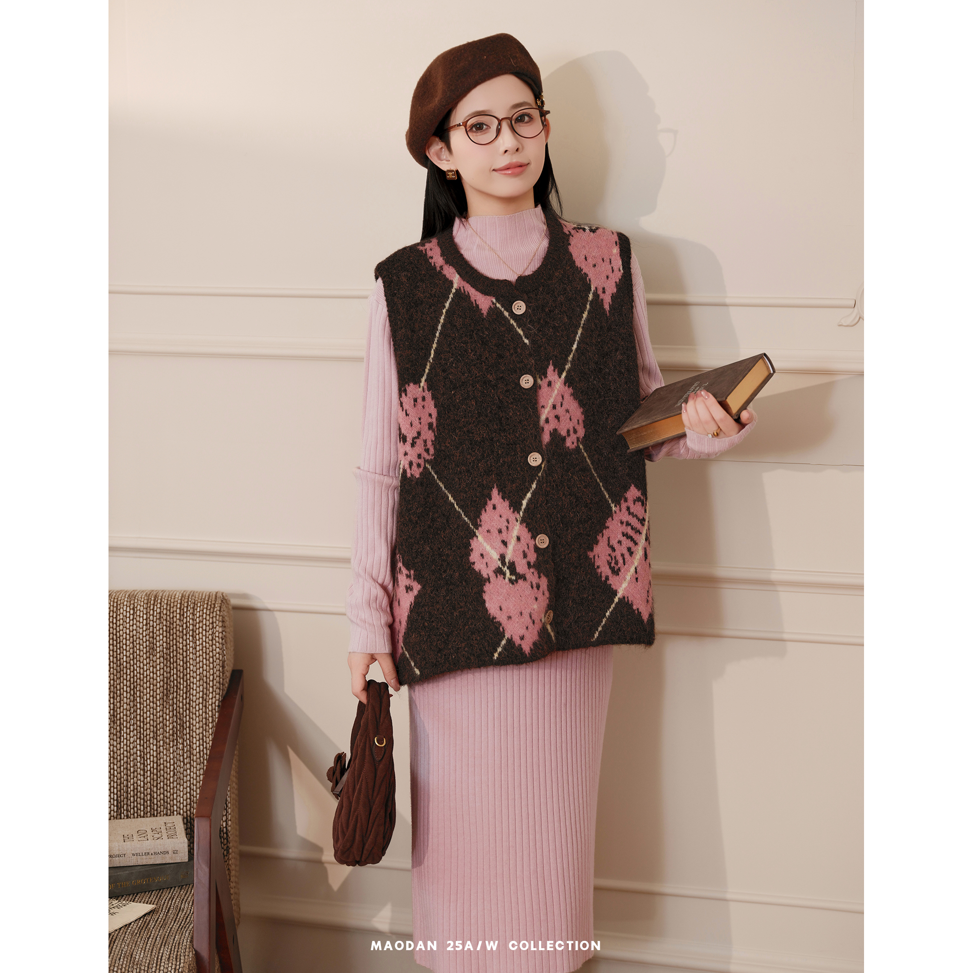 猫单【粉漾心情】【羊毛】娜娜的孕期穿搭孕妇装秋季新品马甲套装 - 图0