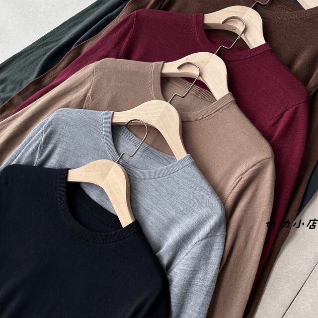 Worsted merino wool sweater sweater