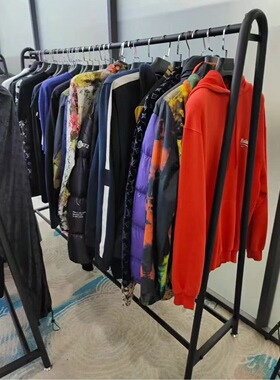 高价回收二手奢侈品品牌新旧衣服回收鞋子回收首饰包包黄金名手表