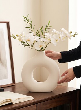中古风陶瓷白色环形花瓶摆件