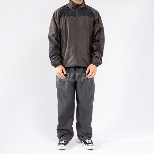 现货OAKLEY欧克利 Wind Jacket日本限定轻量机能防水拼接冲锋夹克 - 图2