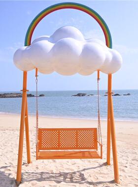 网红打卡云朵秋千座椅步行街户外景区创意玻璃钢雕塑大型装饰摆件