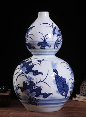 汾水陶瓷装饰花瓶手绘景德镇中式浮雕青花工艺品摆件