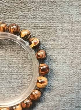 海柳手串:1.0圆珠，13克。编号C946。