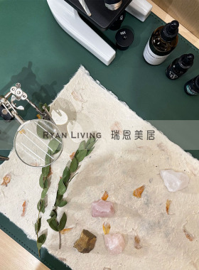 玻璃装饰摆件简约现代书房