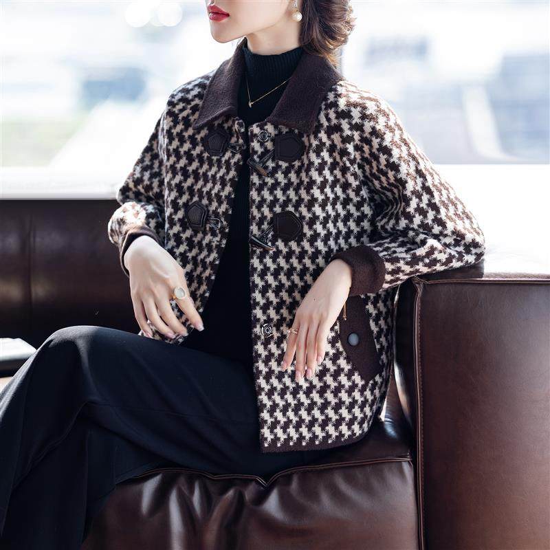 洋气妈妈春装外套春秋上衣服短款时尚中老年人女士50多岁2025新款,淘宝优惠券,粉丝福利购,淘宝优惠卷