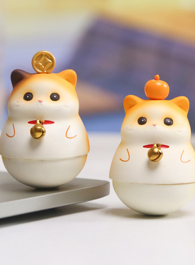 新款福瑞猫猫元气不倒翁摆件家居办公室工位桌面装饰品小摆件