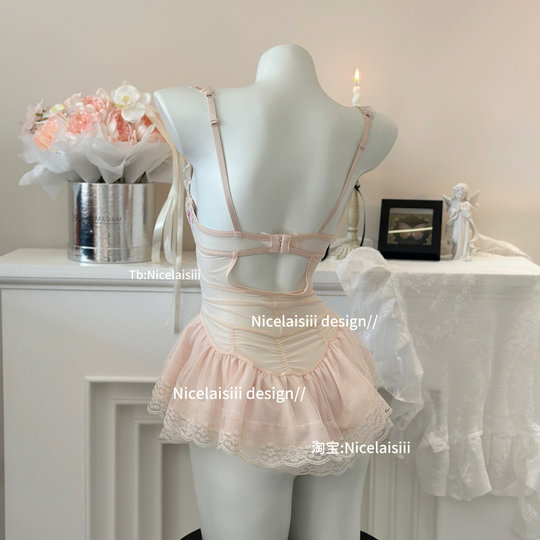 Lace fishbone bra with breast pads, small breast push-up bra