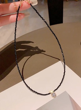 感黑色水晶项链女锁骨链方糖潮