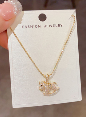 马年生肖新款锆石马上有钱花项链