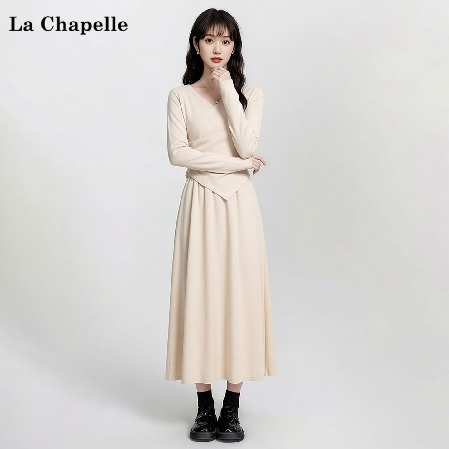 拉夏贝尔2025年冬季修身V领不规则长袖上衣女高腰半身裙两件套装,淘宝优惠券,粉丝福利购,淘宝优惠卷