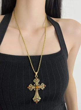y2k朋克辣妹金色水钻十字架吊坠长款项链甜酷风中古亚文化锁骨链