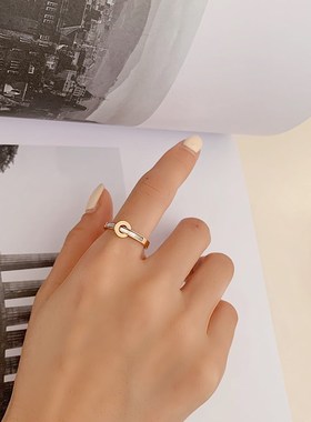 轻奢白贝母ins潮风网红钛钢戒指