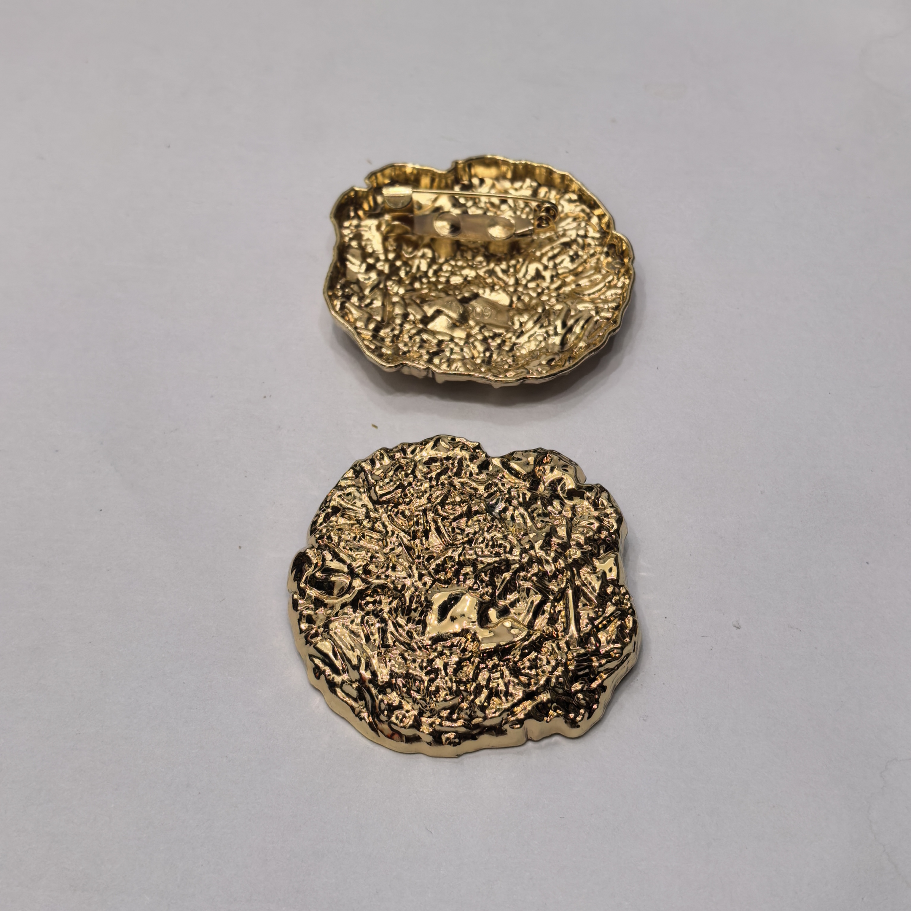 金属高端钮扣休闲外套大衣风衣纽扣上衣不规则异性大扣子毛衣扣子 - 图3