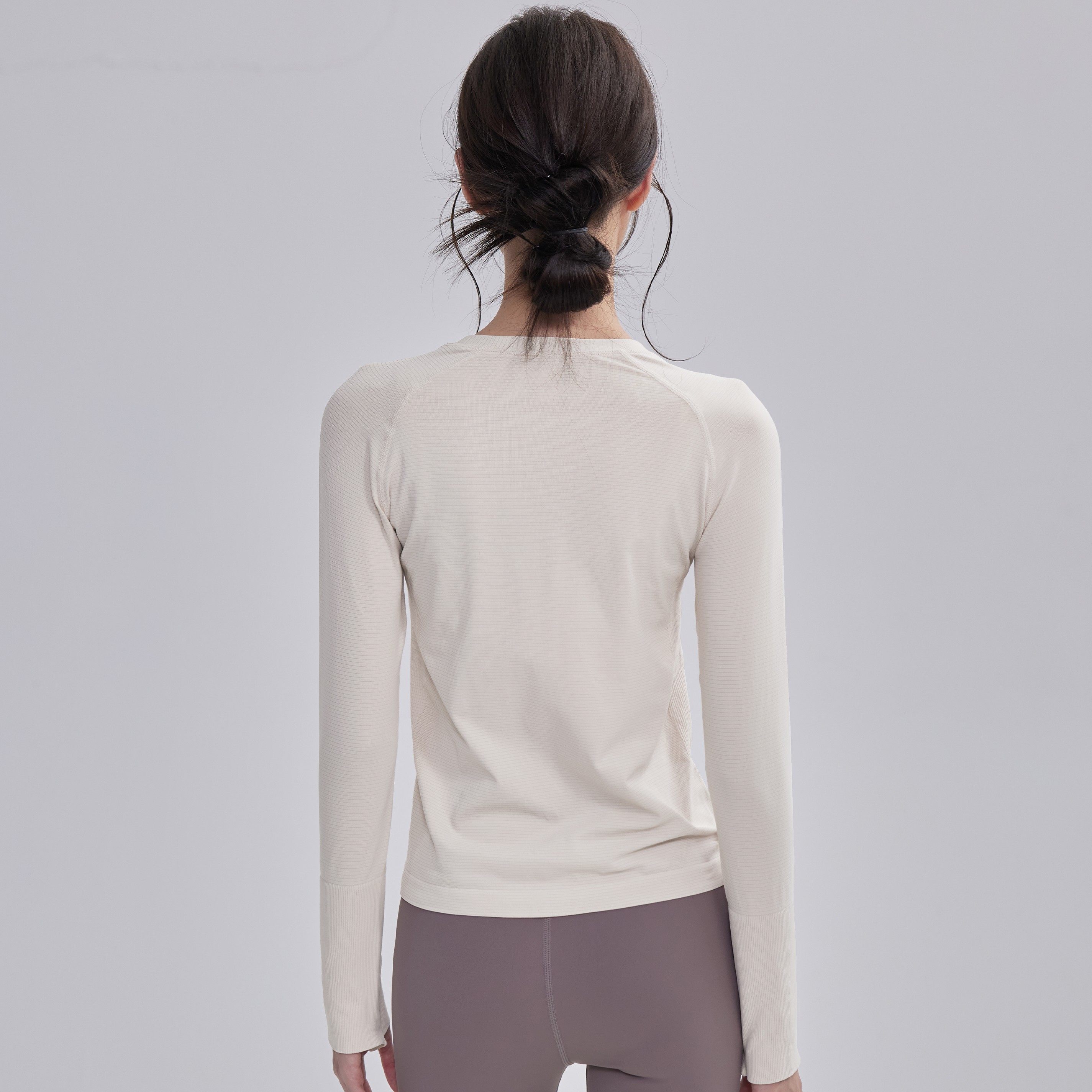 秋季新款瑜伽长袖T恤女修身显瘦高弹圆领运动上衣跑步健身罩衫薄,淘宝优惠券,粉丝福利购,淘宝优惠卷