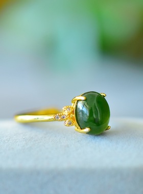 天然和田玉碧玉戒指女款时尚百搭满绿椭圆款碧玉戒指百搭节日送礼