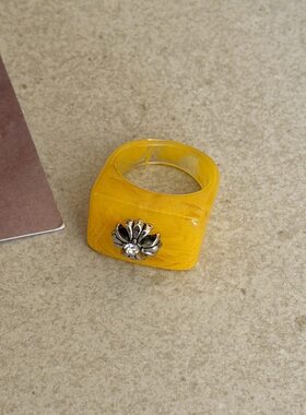 新款镶钻十字架方形戒指小众复古气质食指戒轻奢简约高级感手饰女