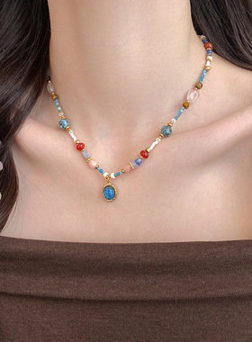 新款彩色串珠椭圆吊坠项链中古风气质百搭锁骨链轻奢高级感饰品女