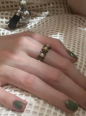 2025新款爆款精致独特小众装饰食指设计弹力串珠戒指女轻奢高级感