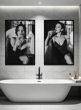 巴黎埃菲尔铁塔美女浴缸装饰画轻奢浴室厕所挂画卧室小众艺术壁画