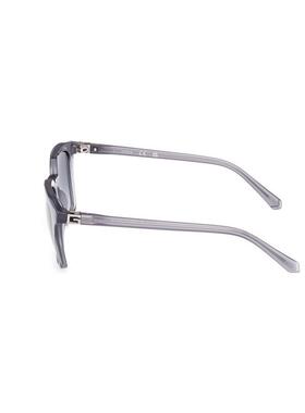 代购GUESS男女太阳镜防紫外线遮光渐变色清晰视野方形灰色渐变蓝