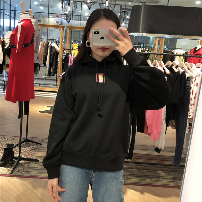 现货摩亦订制2019秋款连帽卡通卫衣 摩亦女装 私人订制卫衣/绒衫