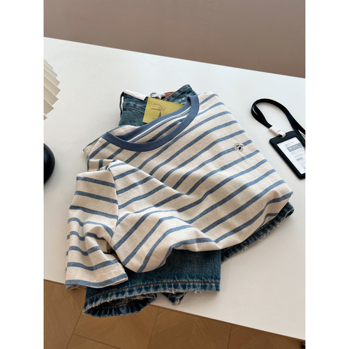 韩版复古条纹小狗刺绣圆领短袖t恤女宽松小众内搭上衣2025新款夏 - 图0